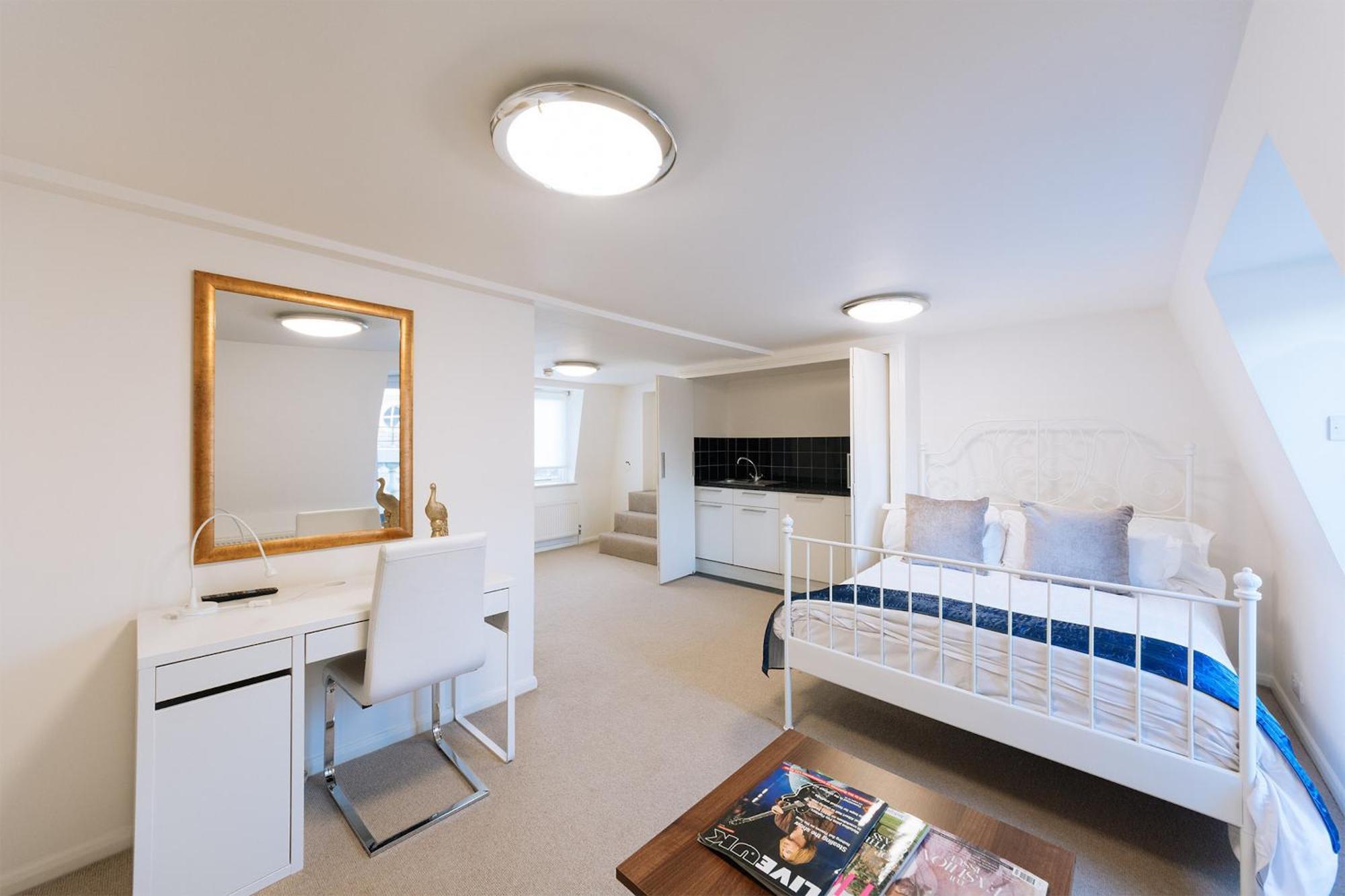 Curzon Residences Лондон Экстерьер фото